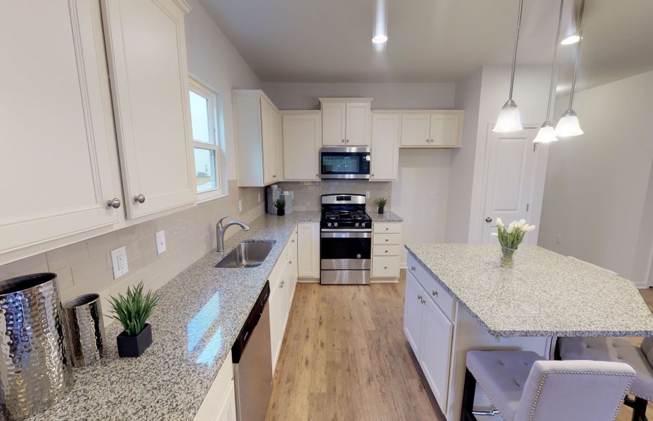 Representative furnished interior of a home built from the Rosemont by Pulte Homes in Independence at Carter's Station, Columbia (Image 25).
