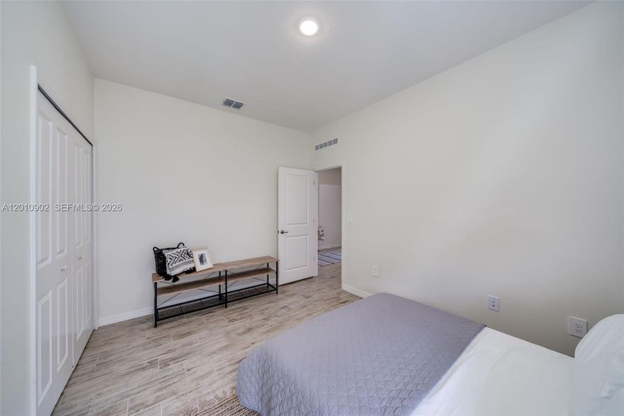 Furnished interior view inside a new home in , Port St. Lucie (Image 5).