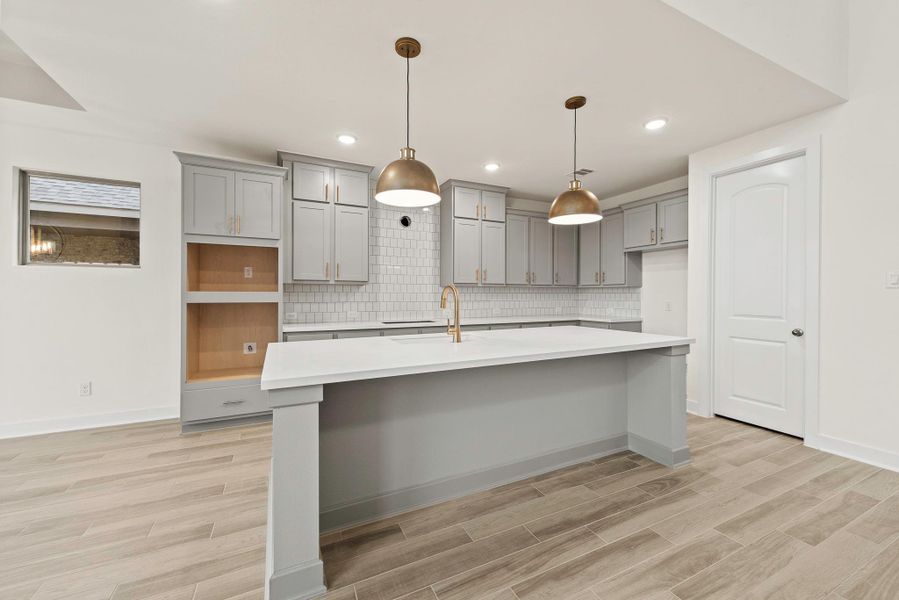 Representative image. Features, specifications, selections and colors may vary.