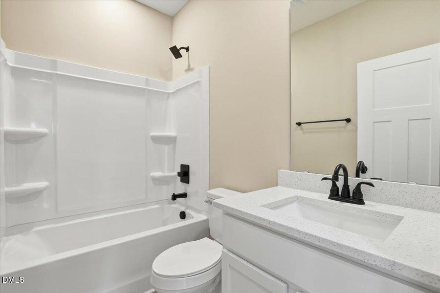 30-131 Dauphine St-30