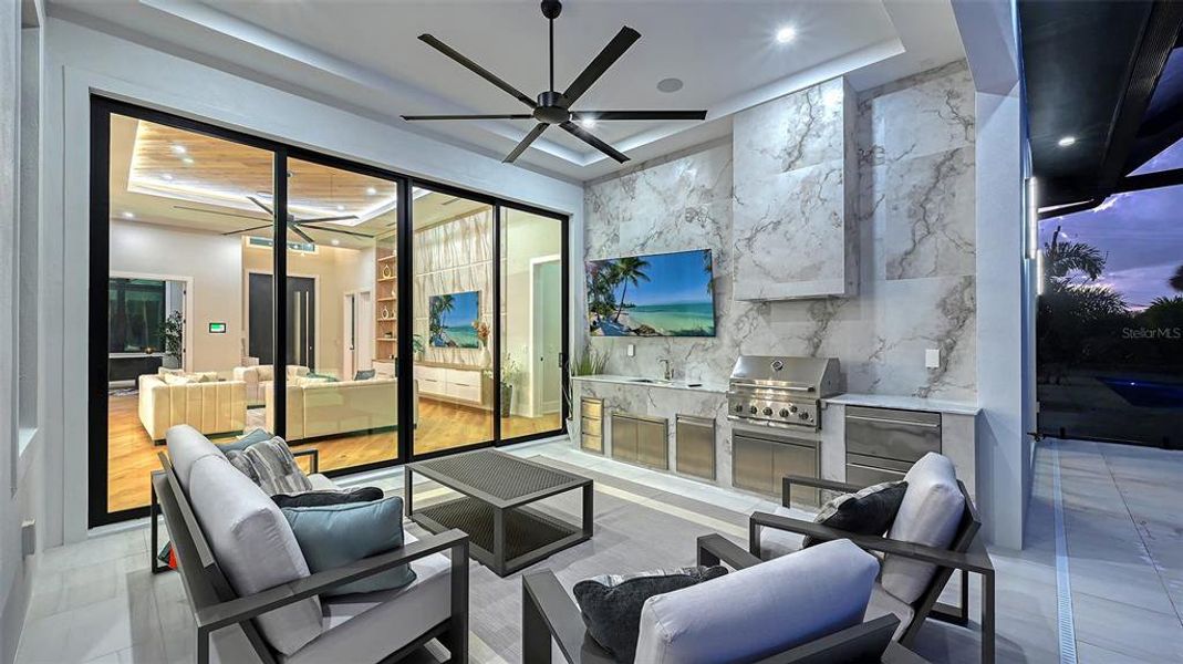 Community amenities in , Sarasota (Image 35).