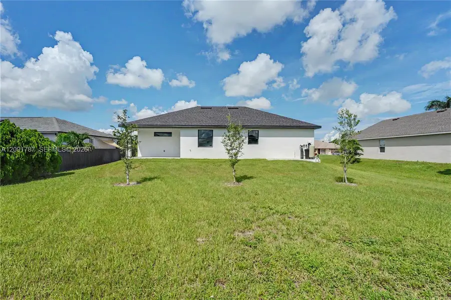 Exterior details and patio area of a home in , Cape Coral (Image 21). Exterior details and patio area of a home in , Cape Coral (Image 21).