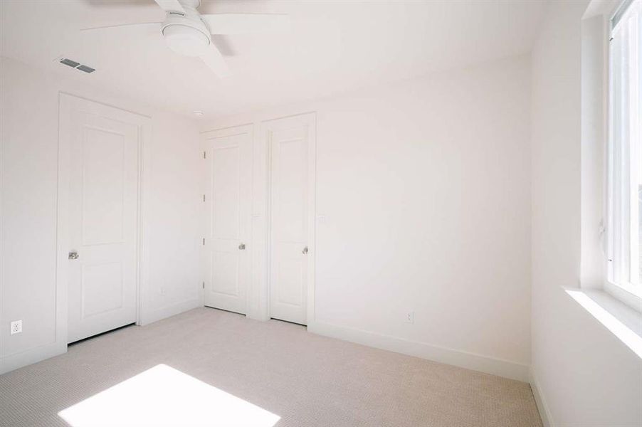 Spacious, unfurnished interior of a new home in , Aledo (Image 29).