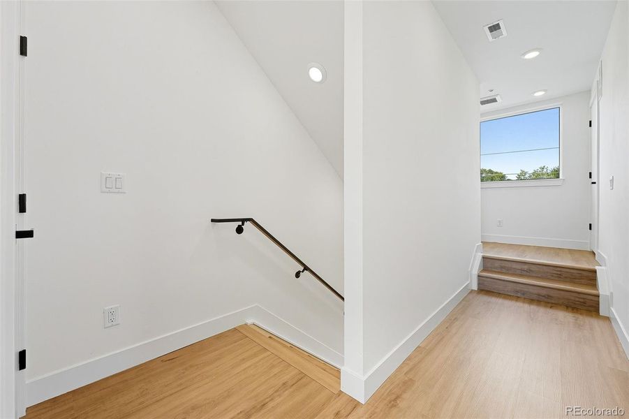 Spacious, unfurnished interior of a new home in , Lakewood (Image 16).