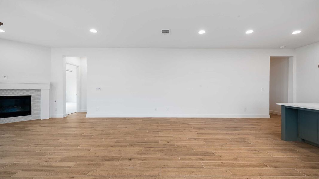 Spacious, unfurnished interior of a new home in Meraki, Forney (Image 21).