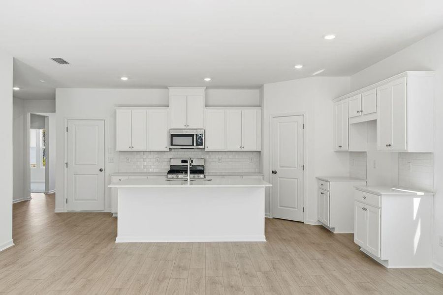Furnished interior view inside a new home in Heritage River, Euharlee (Image 13).