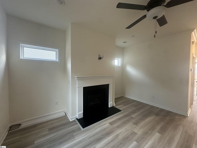 Spacious, unfurnished interior of a new home in Shiloh Trail, Wellford (Image 20). Spacious, unfurnished interior of a new home in Shiloh Trail, Wellford (Image 20).