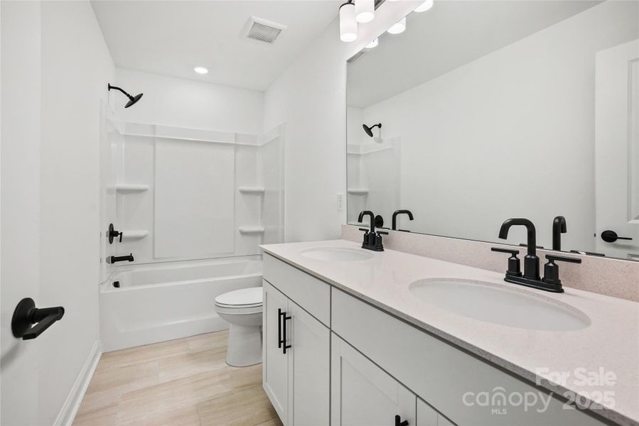 Furnished interior view inside a new home in Forest Creek, Waxhaw (Image 7).