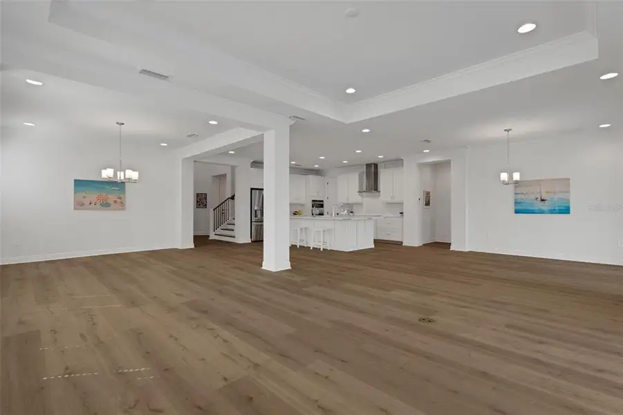 Spacious, unfurnished interior of a new home in Cassata Lakes, Nokomis (Image 49).