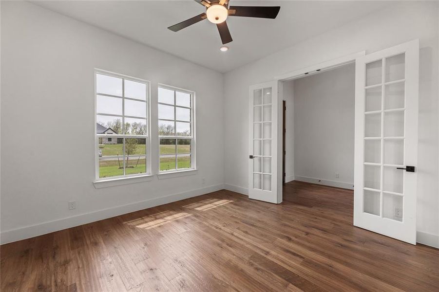 Spacious, unfurnished interior of a new home in King Crossing Estates, Van Alstyne (Image 33).