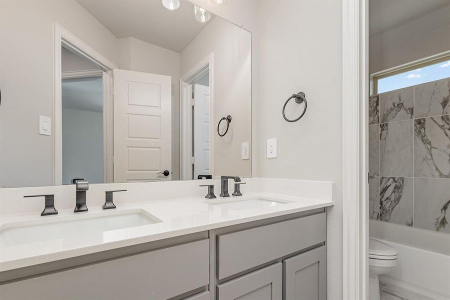 Furnished interior view inside a new home in Sagebrush Addition, Midlothian (Image 9).