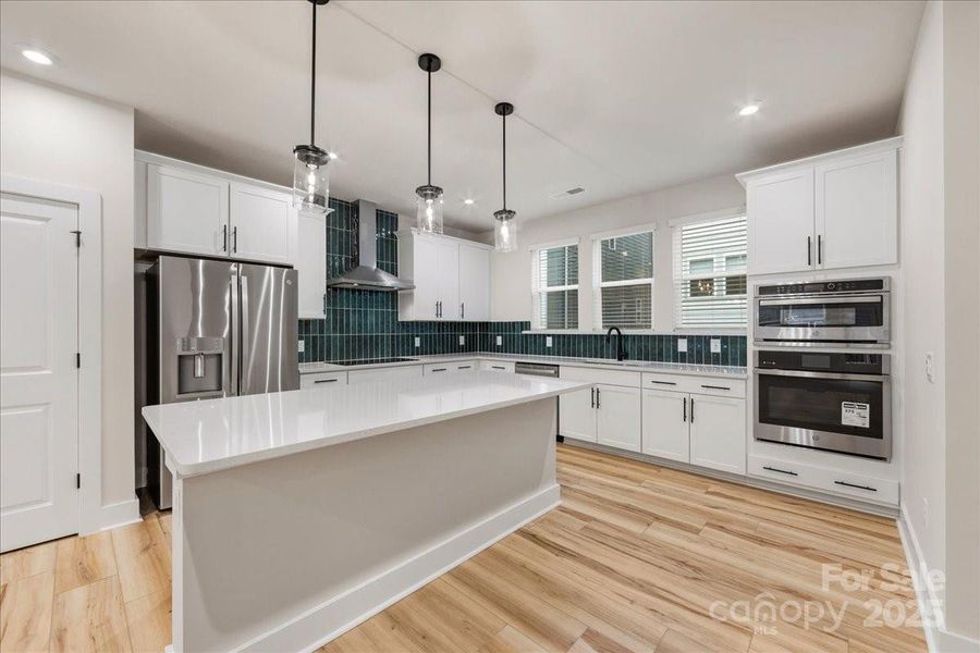 Gourmet Kitchen Layout.