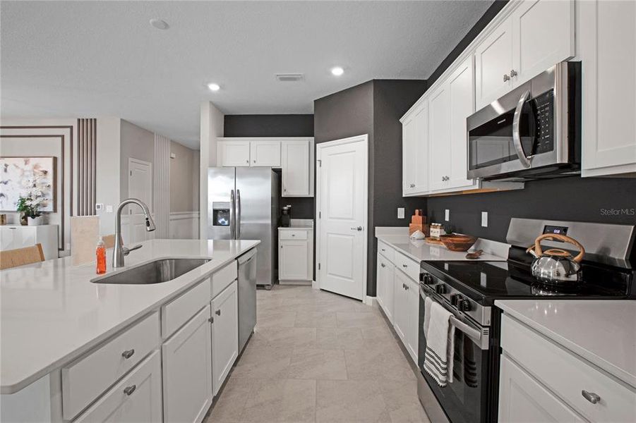 Furnished interior view inside a new home in Lennar at Turnleaf, Punta Gorda (Image 11).