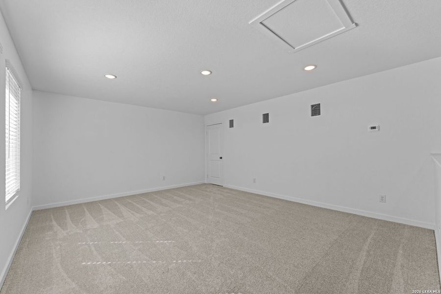 Spacious, unfurnished interior of a new home in Brookmill, San Antonio (Image 30). Spacious, unfurnished interior of a new home in Brookmill, San Antonio (Image 30).