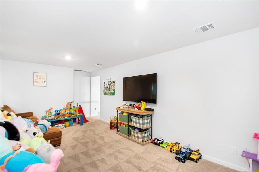 Image 16 of a home in .