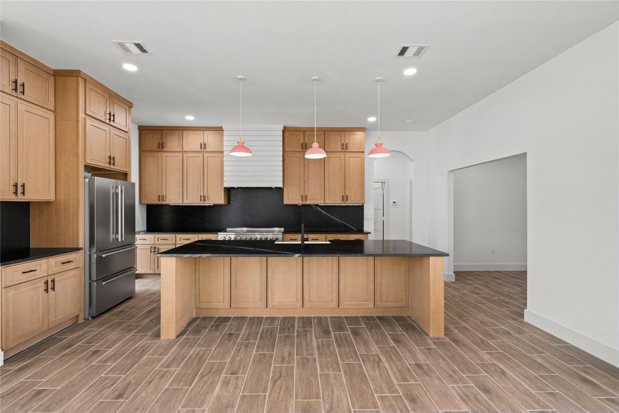 Furnished interior view inside a new home in , Alvin (Image 9).