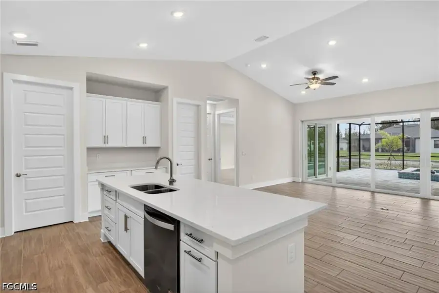 Furnished interior view inside a new home in Cape Coral, Cape Coral (Image 12).