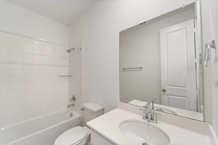 Sample product photo. Actual exterior and interior selections may vary by homesite. Photo may be virtually staged.