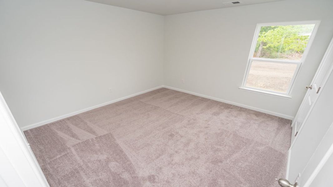 Representative unfurnished interior of a home built from the GALEN by D.R. Horton in Island Green, Myrtle Beach (Image 35).