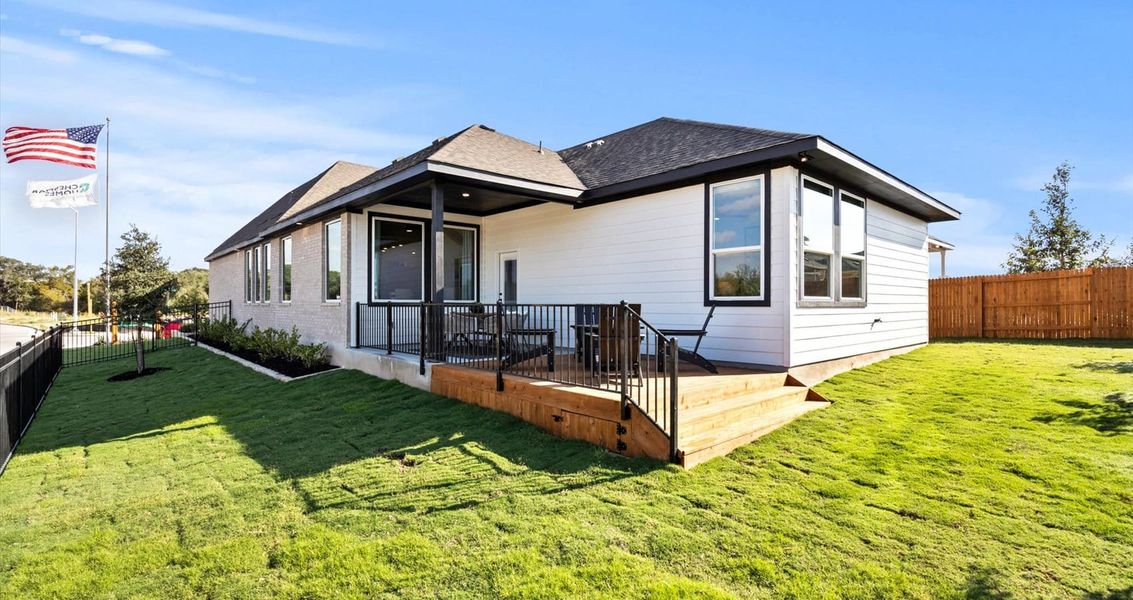 Exterior details and patio area of a home in Stream Waters, Seguin (Image 3).