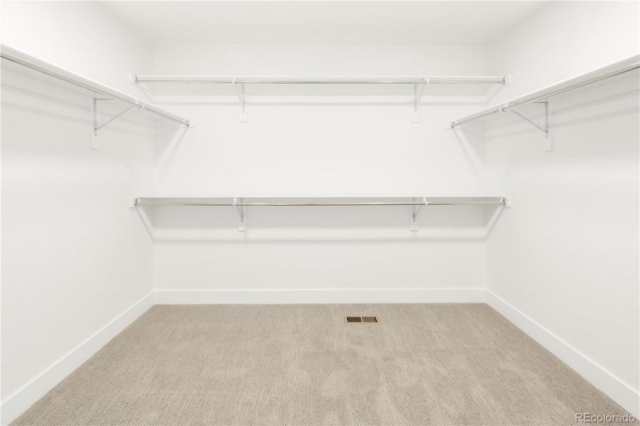 Spacious, unfurnished interior of a new home in , Denver (Image 21).