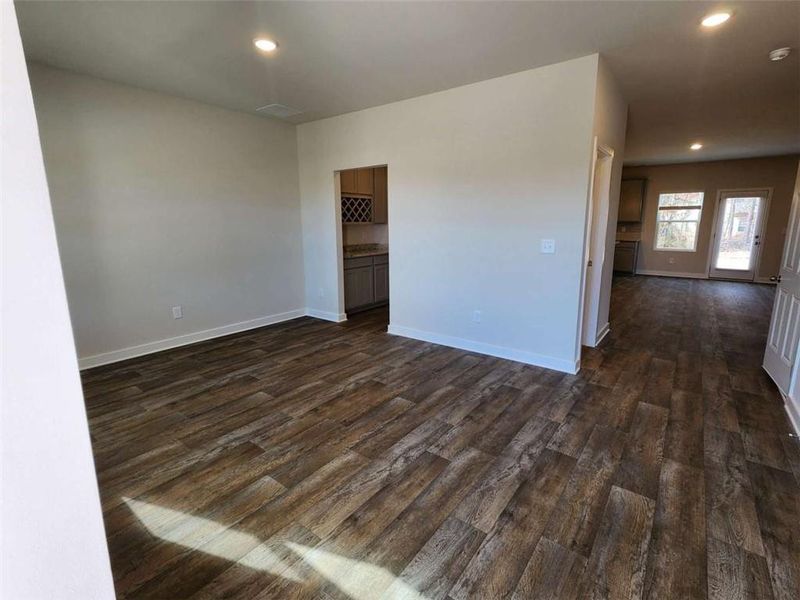 Spacious, unfurnished interior of a new home in Southern Hills, McDonough (Image 21).
