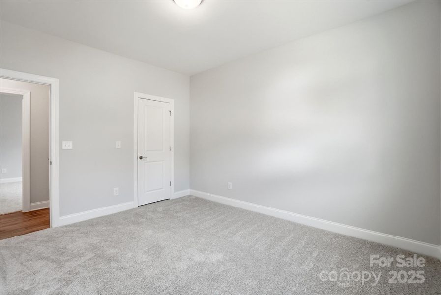 Spacious, unfurnished interior of a new home in Rone Creek, Waxhaw (Image 36). Spacious, unfurnished interior of a new home in Rone Creek, Waxhaw (Image 36).