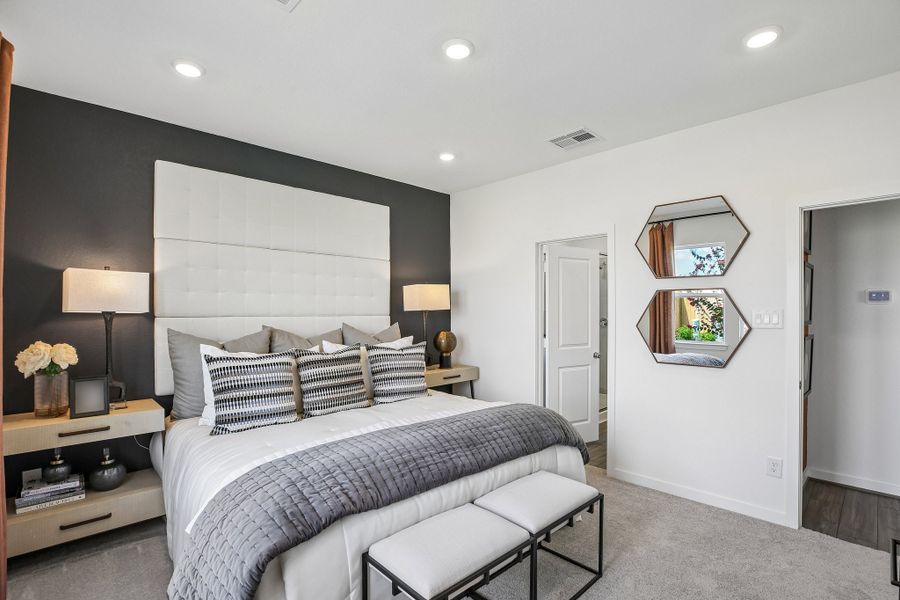 Representative furnished interior of a home built from the Charlton by Taylor Morrison in Mason Woods, Cypress (Image 37).