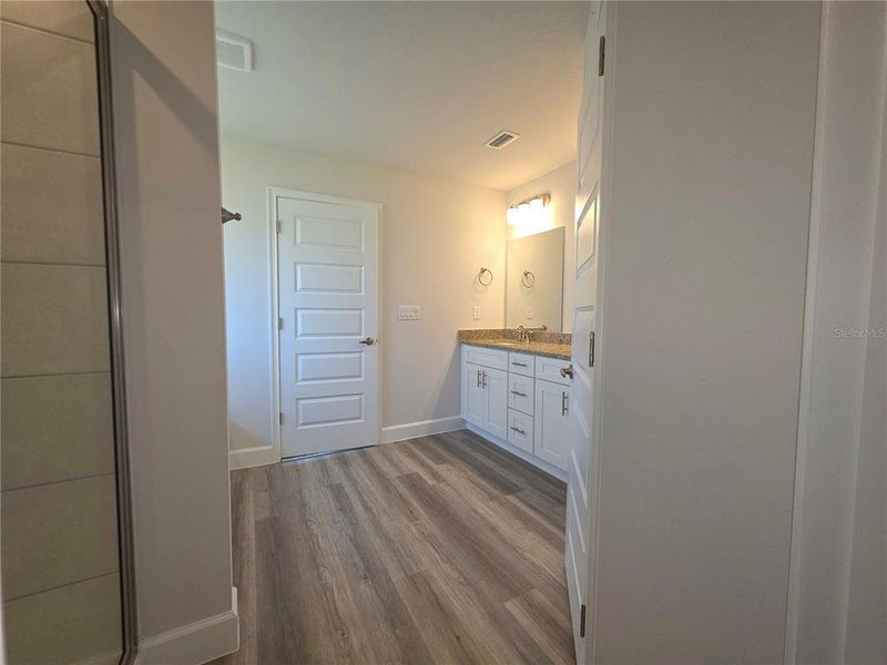 Spacious, unfurnished interior of a new home in The Preserve at Laurel Lake, Lake City (Image 75).