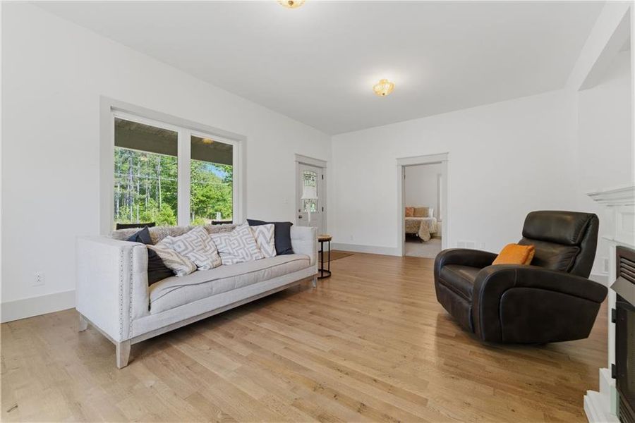 Furnished interior view inside a new home in , Winston (Image 27).