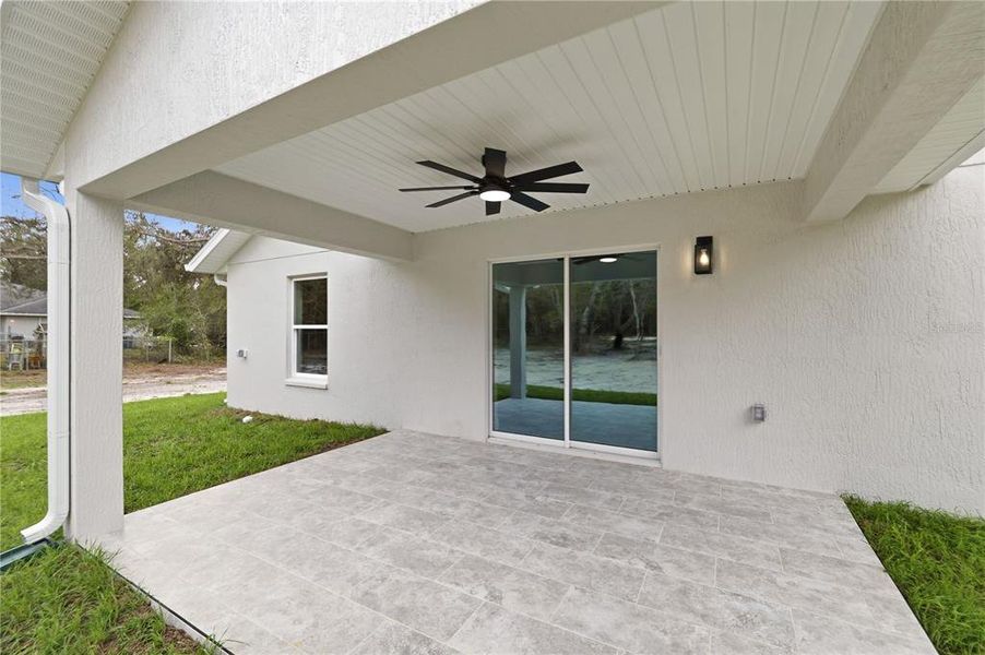 Exterior details and patio area of a home in , Webster (Image 26).