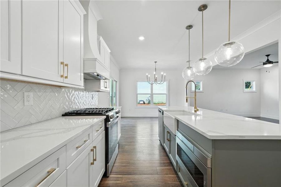 Furnished interior view inside a new home in , Emerson (Image 9).
