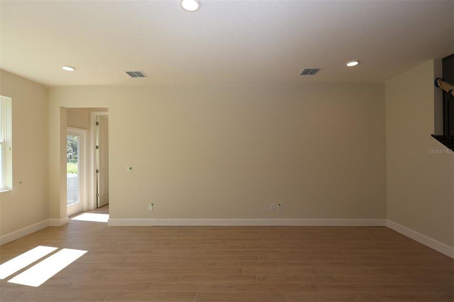 Spacious, unfurnished interior of a new home in Eden at Crossprairie, St. Cloud (Image 15). Spacious, unfurnished interior of a new home in Eden at Crossprairie, St. Cloud (Image 15).
