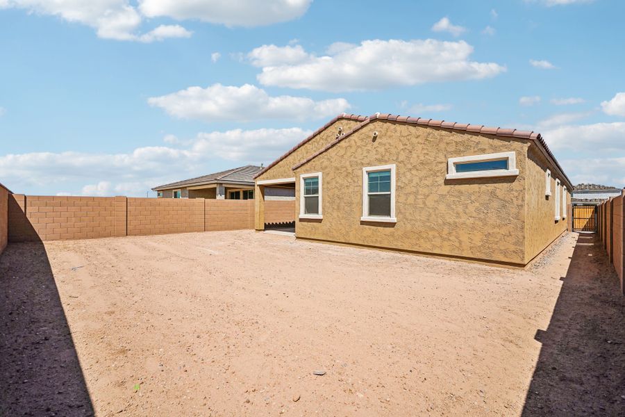 Exterior details and patio area of a home in Hawes Crossing, Mesa (Image 28).