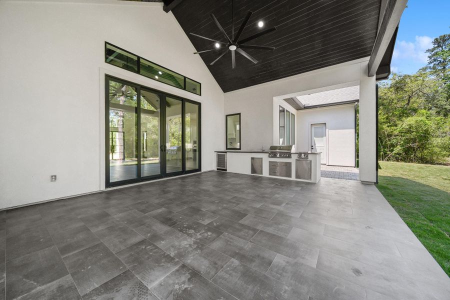Exterior details and patio area of a home in , Montgomery (Image 27).