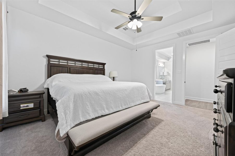 Furnished interior view inside a new home in Sunterra, Katy (Image 31). Furnished interior view inside a new home in Sunterra, Katy (Image 31).