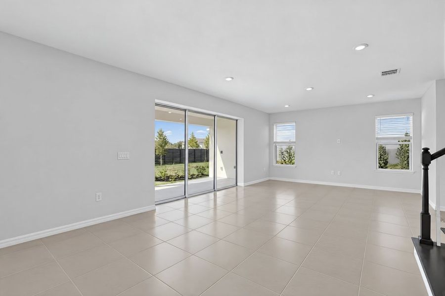 Spacious, unfurnished interior of a new home in Firethorn, Parrish (Image 8).