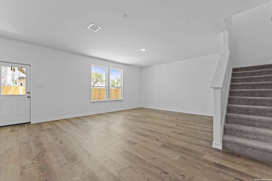 Spacious, unfurnished interior of a new home in Corley Farms, Boerne (Image 23).