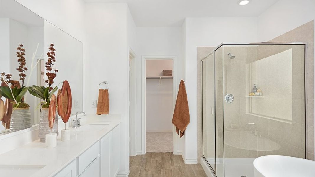 Rosso Owners Bathroom