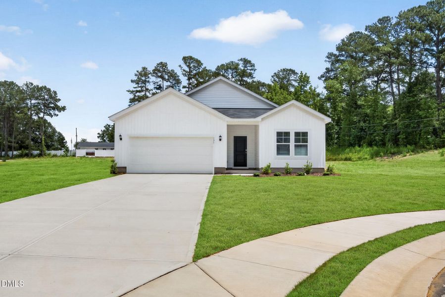 1-web-or-mls-DSC01377 1-web-or-mls-DSC01377