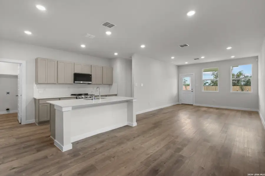 Image 33 of a home in Applewhite Meadows.