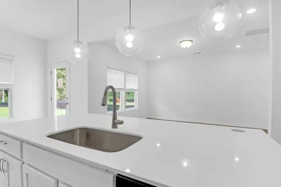 Representative interior finishes for a home built from the Lido by True Homes in The Retreat at Reedy Fork Ranch, Greensboro (Image 8).