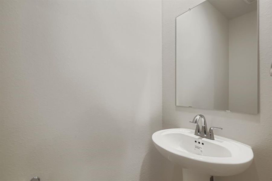 Close-up of interior finishes inside a home in Ambergrove, Royse City (Image 11).