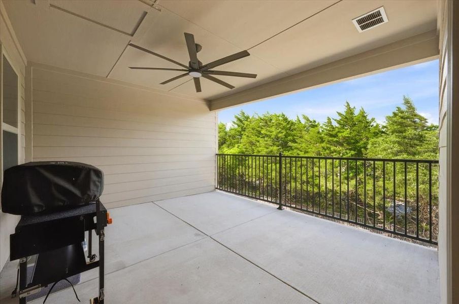 Exterior details and patio area of a home in Bayside, Rowlett (Image 3). Exterior details and patio area of a home in Bayside, Rowlett (Image 3).