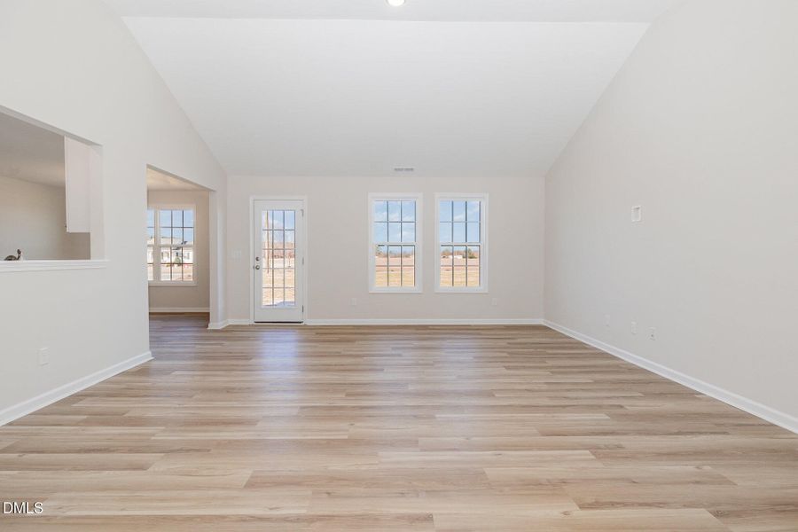 004_img_4365-edit_685