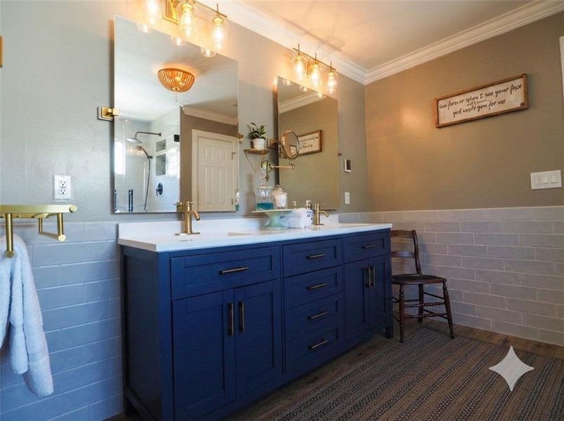 Furnished interior view inside a new home in , Brookhaven (Image 37).