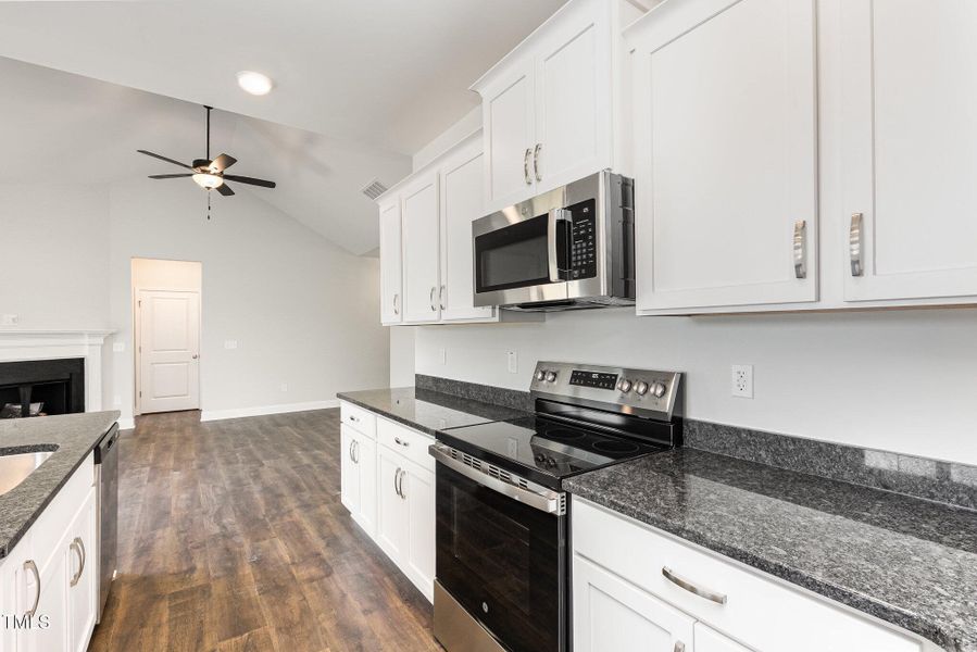 011_cj4a9628-edit_527 011_cj4a9628-edit_527