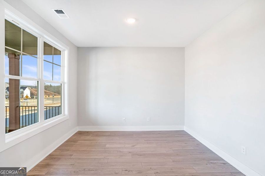 Spacious, unfurnished interior of a new home in The Manor at Gainesville Township, Gainesville (Image 10).