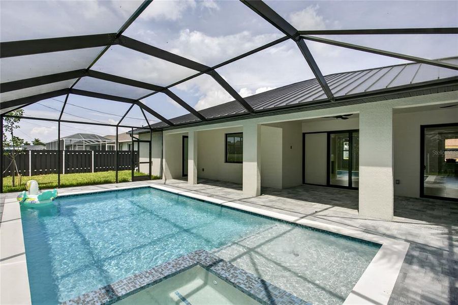 Exterior details and patio area of a home in , Cape Coral (Image 29).