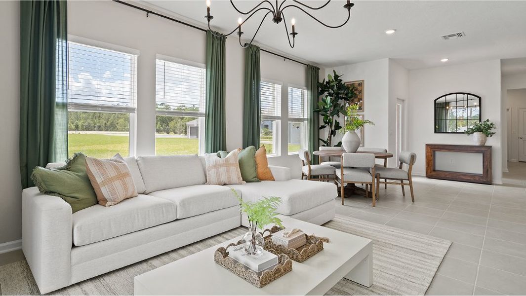 1561 Ventura Living 1of2 F1